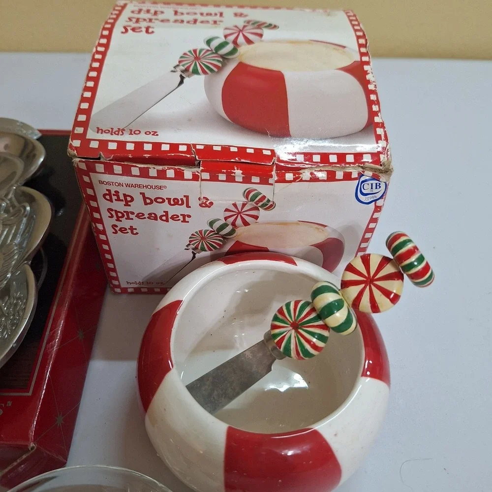 Vintage Christmas Kitchen‎ Lot Candy Dish Dip Bowl Spreader Bottle Stopper